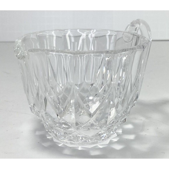 Val St Lambert NICOLE, Small Handled Crystal Cramer, 2.5” Signed - Picture 2 of 5